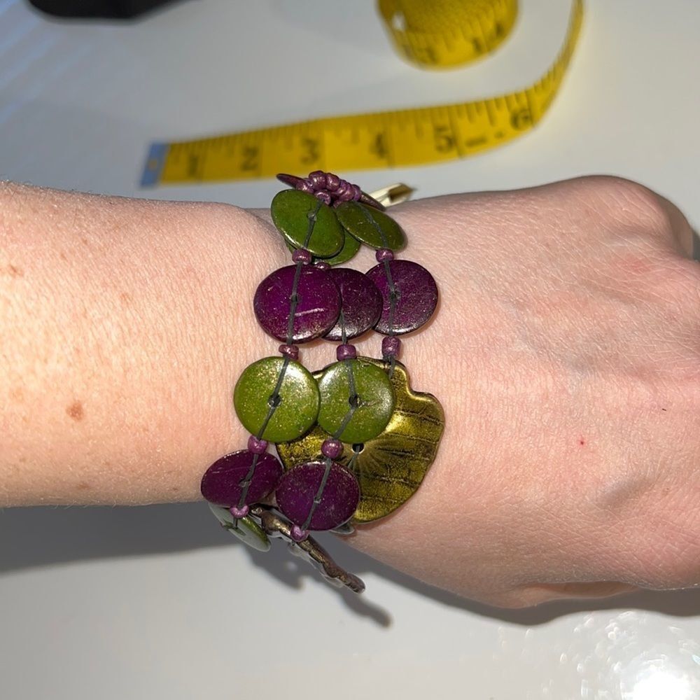 EsMor Lead-Free Stretch Bracelet - Green and Wine Colored